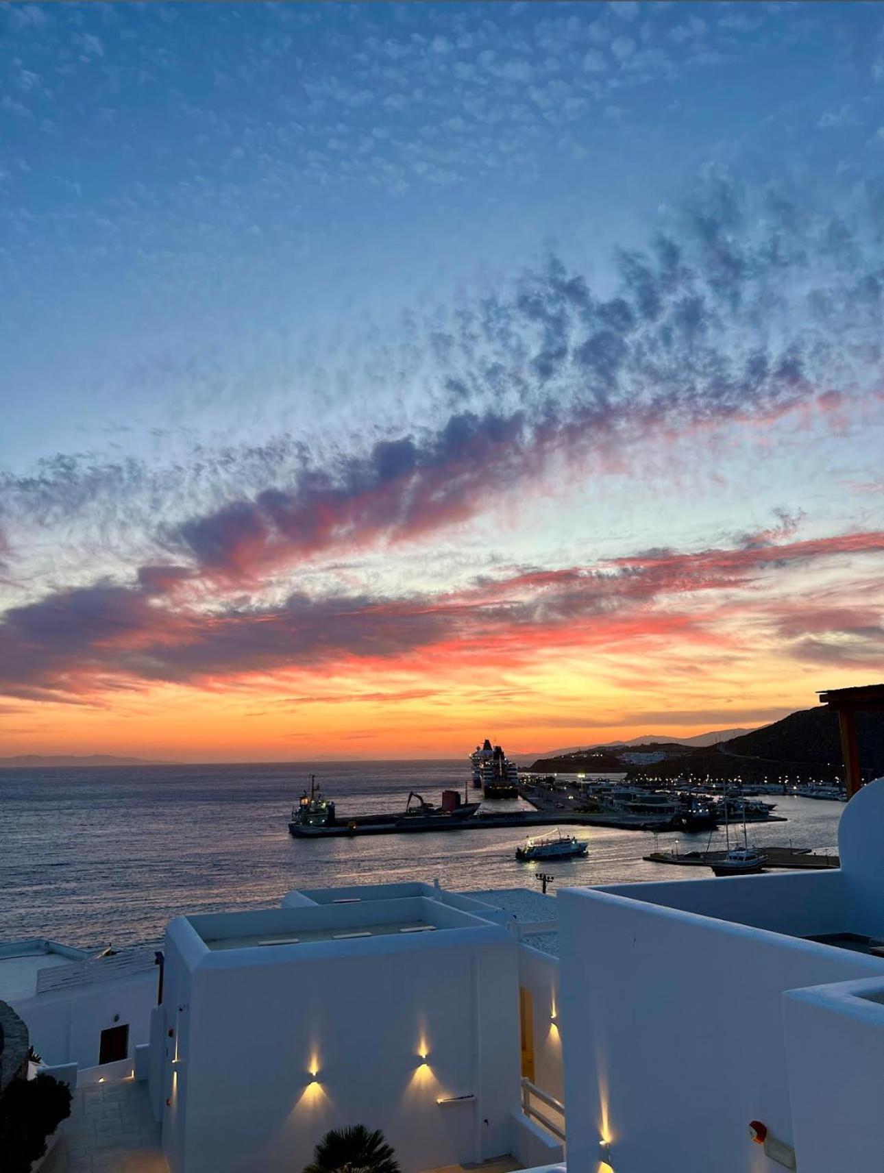 Avra Mykonos Hotel Tourlos Exterior photo